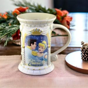 Disney Store Exclusive Cinderella Castle Coffee Mug Cup Ceramic 5"H 3D